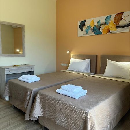 Villa Saint George Maroulás 외부 사진