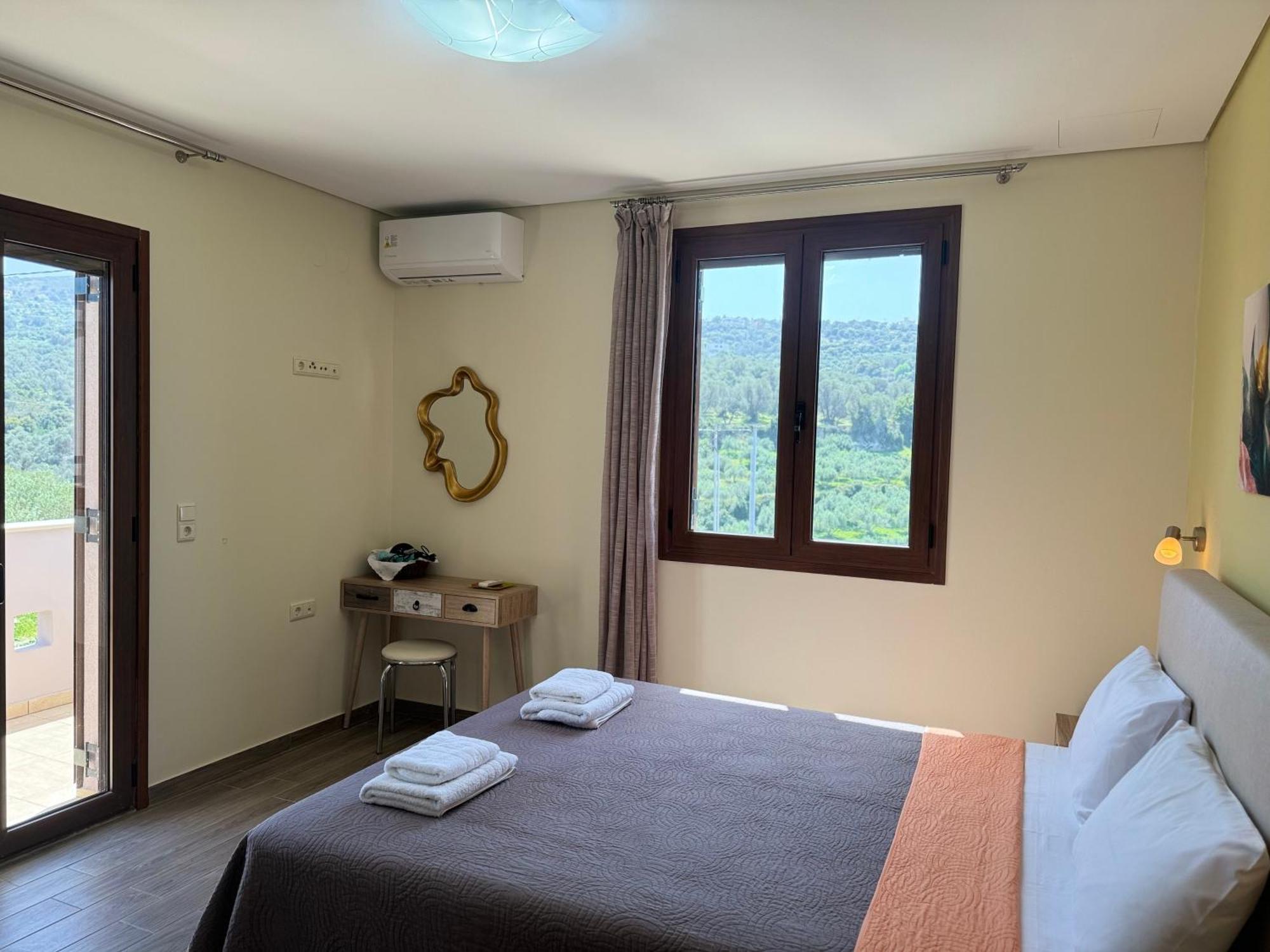 Villa Saint George Maroulás 외부 사진