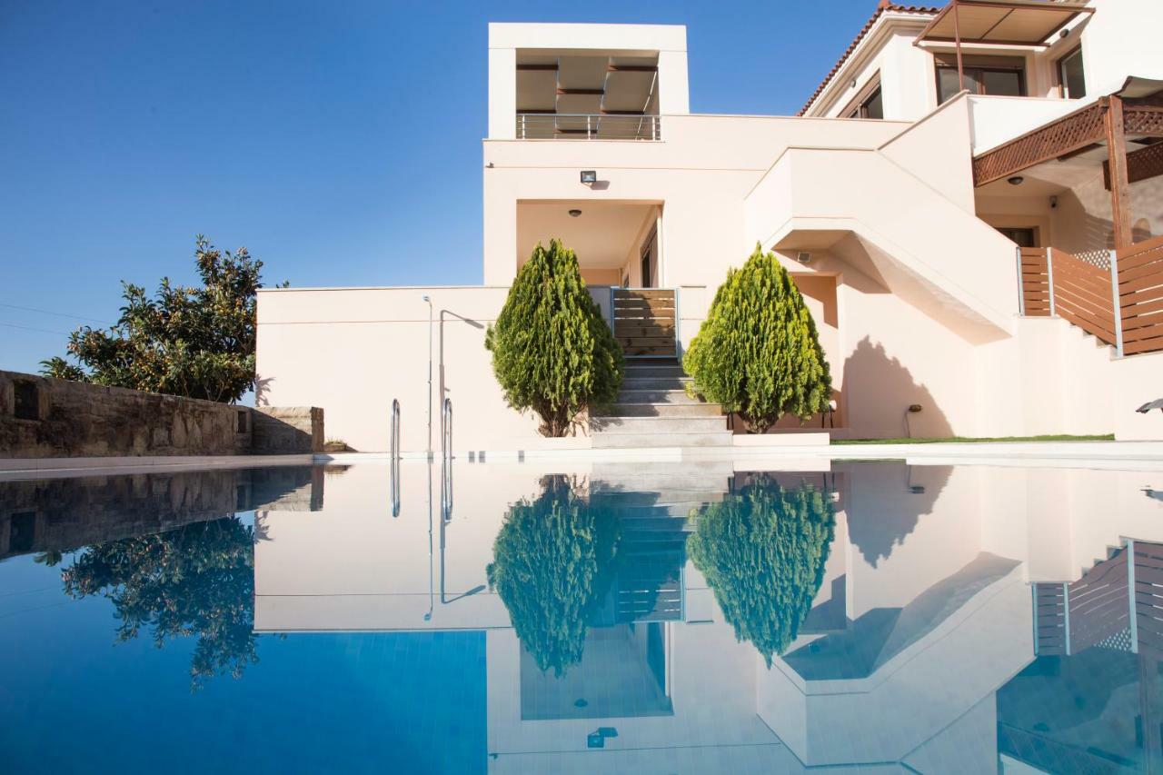 Villa Saint George Maroulás 외부 사진