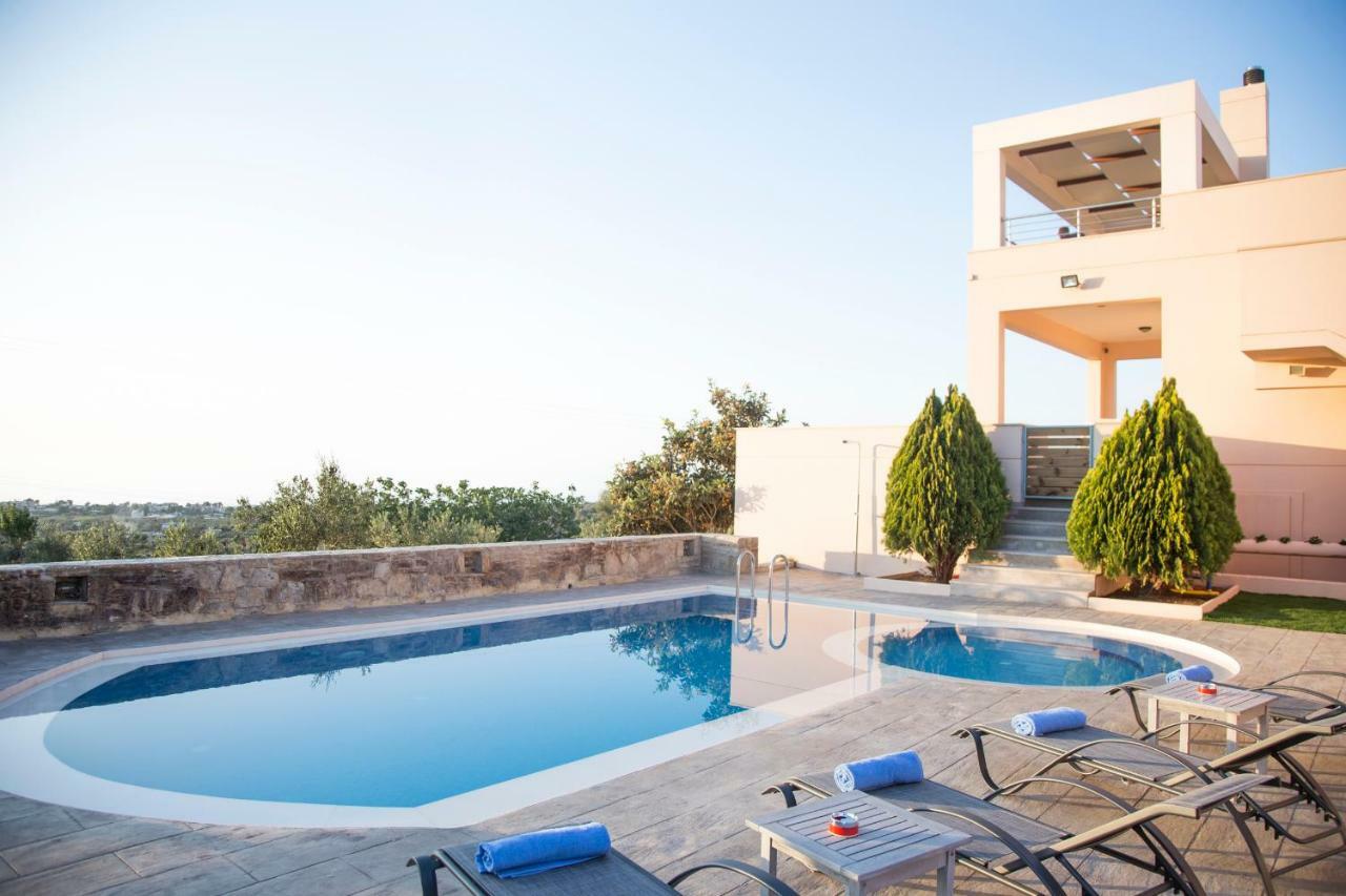 Villa Saint George Maroulás 외부 사진