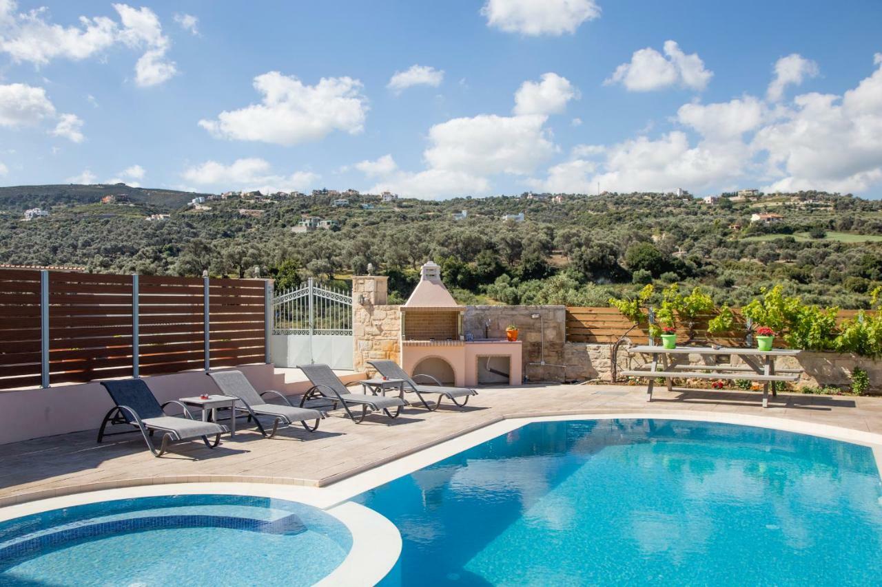 Villa Saint George Maroulás 외부 사진