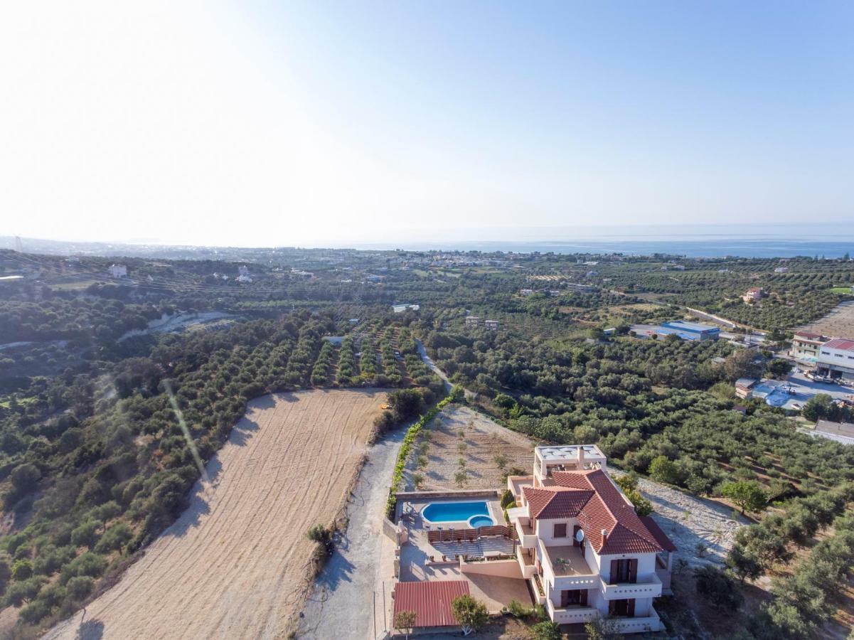 Villa Saint George Maroulás 외부 사진